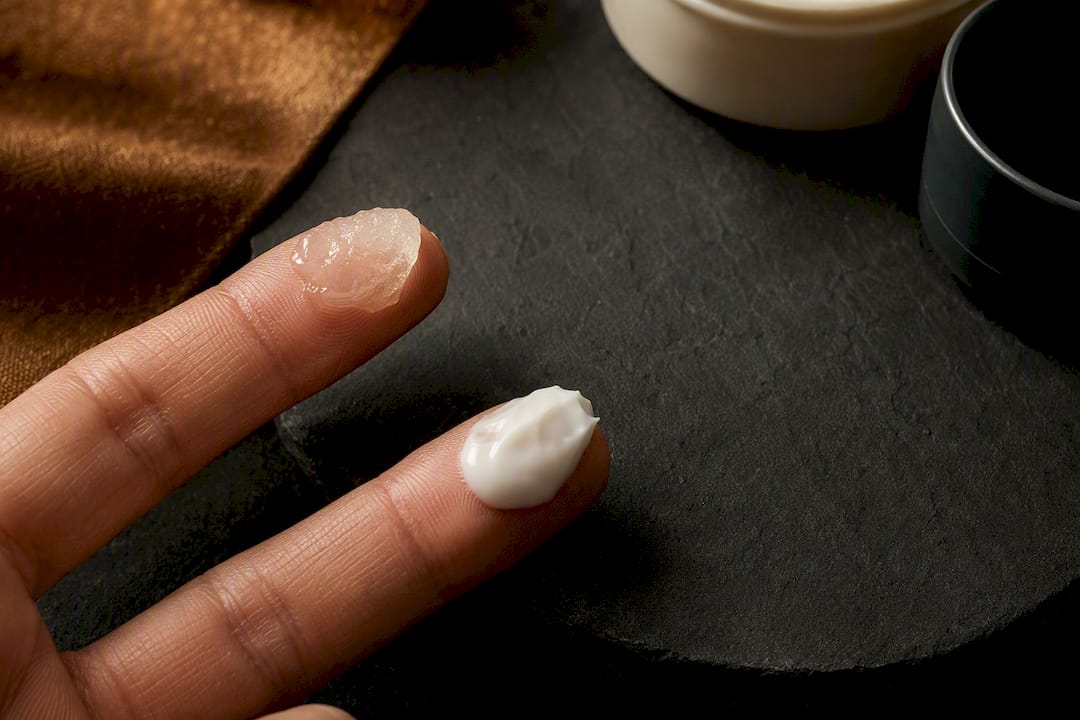 Contrasting petroleum jelly and moisturizer textures